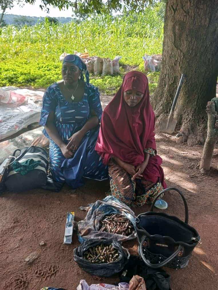 An Kama Wasu Mata Guda biyu Da Harsasin Bindiga » Alfijir